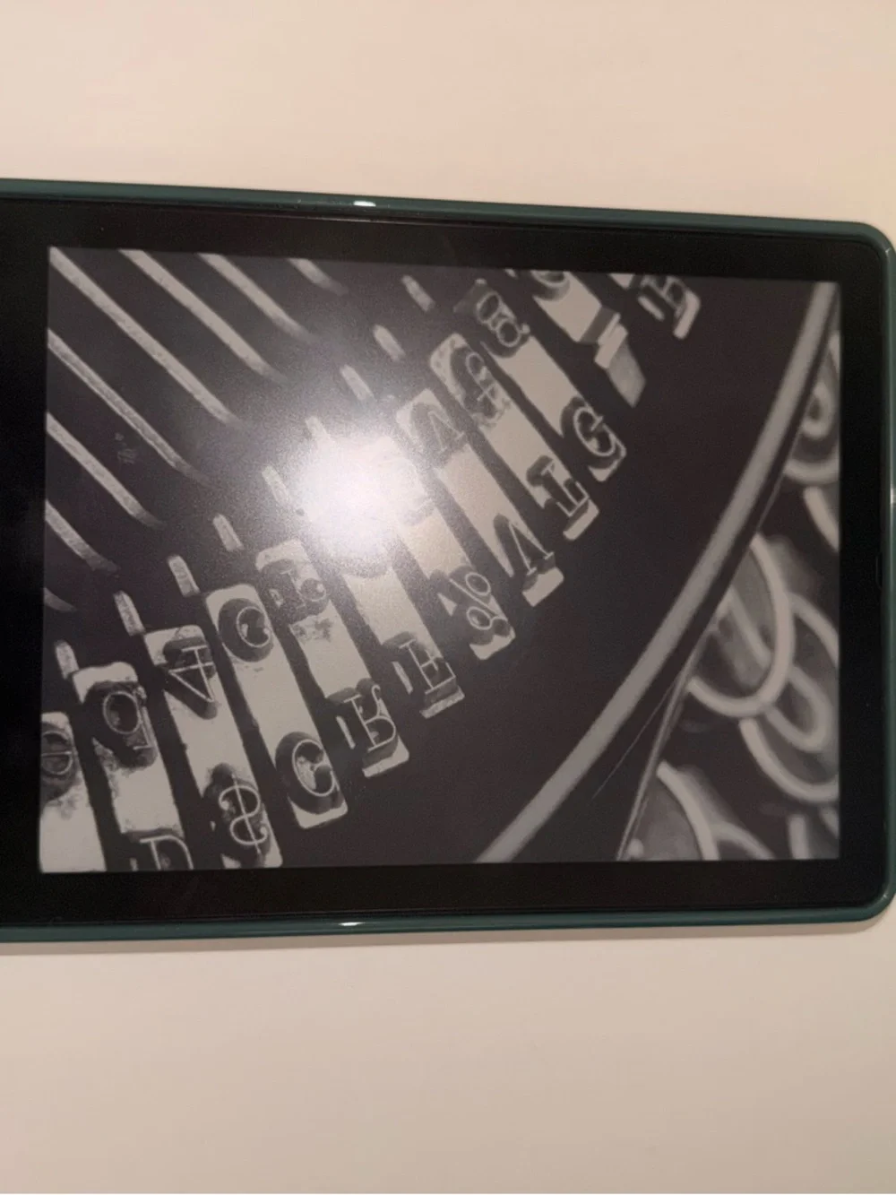6.8” Kindle Paperwhite (8GB)